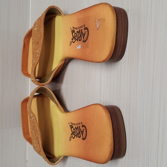 Carlos by Carlos Santana Corazon Slide Sandals - Picture 7 of 8